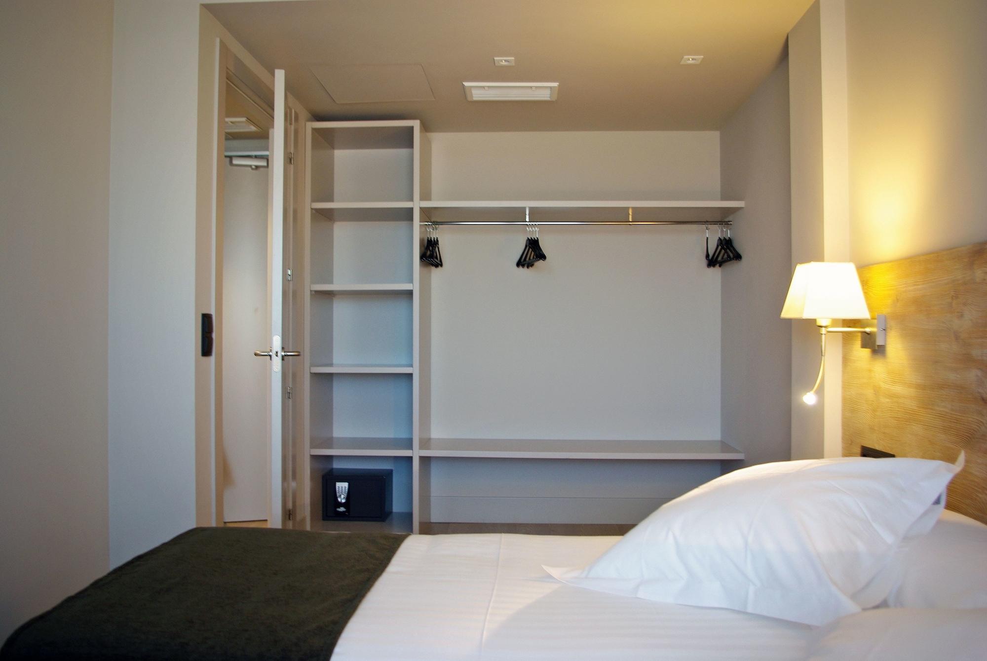 Arrels D'emporda Aparthotel 4*